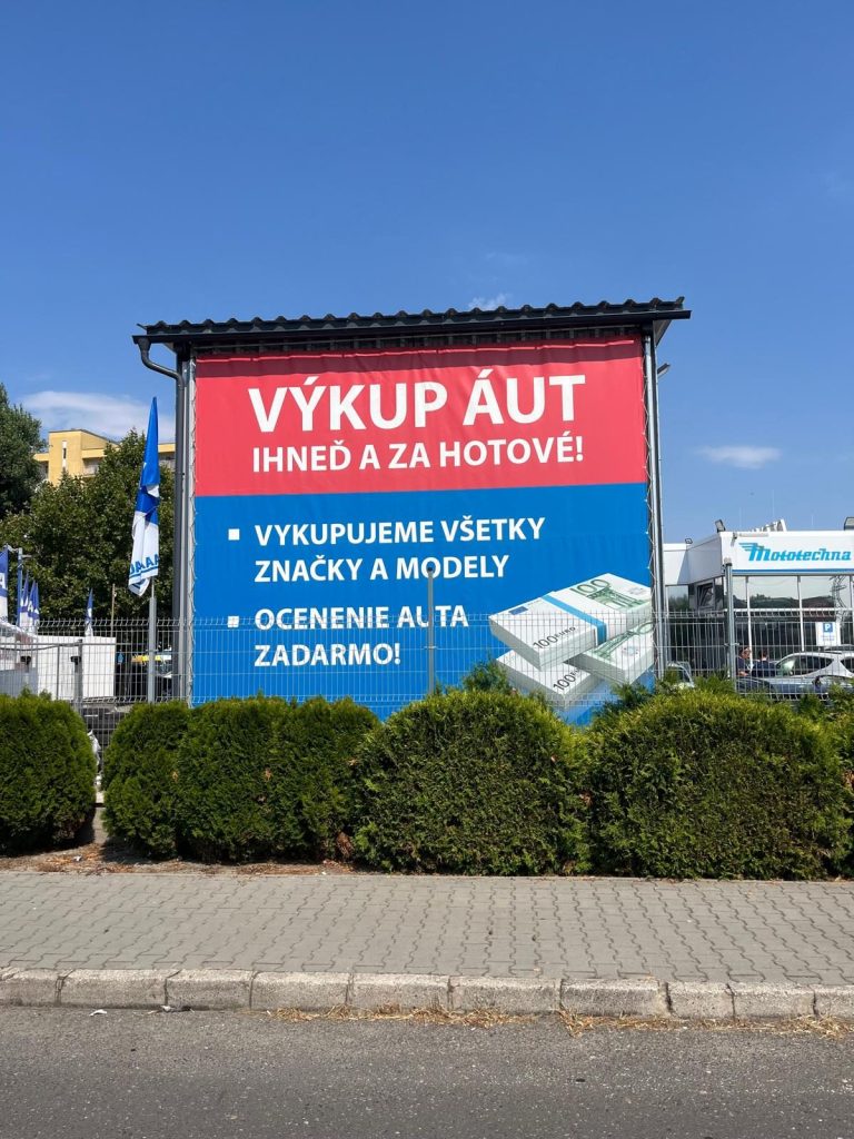 Výkup áut, billboard